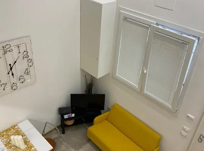 Silvano Cozy Loft Apartment Bologna